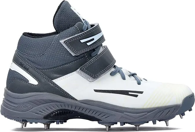 QUIVE SEGA Bold Cricket Shoes Metal Spikes