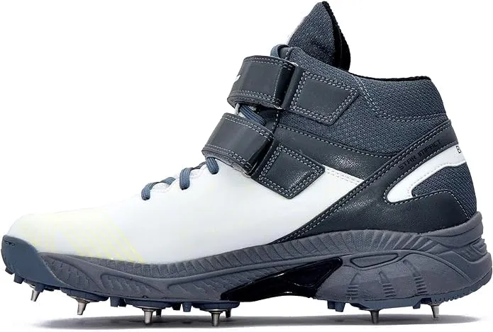 QUIVE SEGA Bold Cricket Shoes Metal Spikes