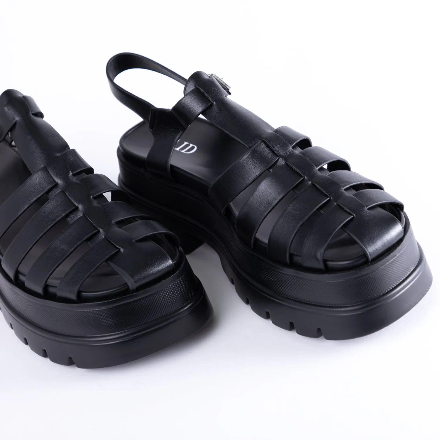 RAID Alaiya Fisherman Chunky Sandal in Black