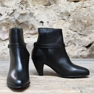 R.M. Williams Ladies Cabarita Boot W/High Heel Adj Ankle Strap In Black