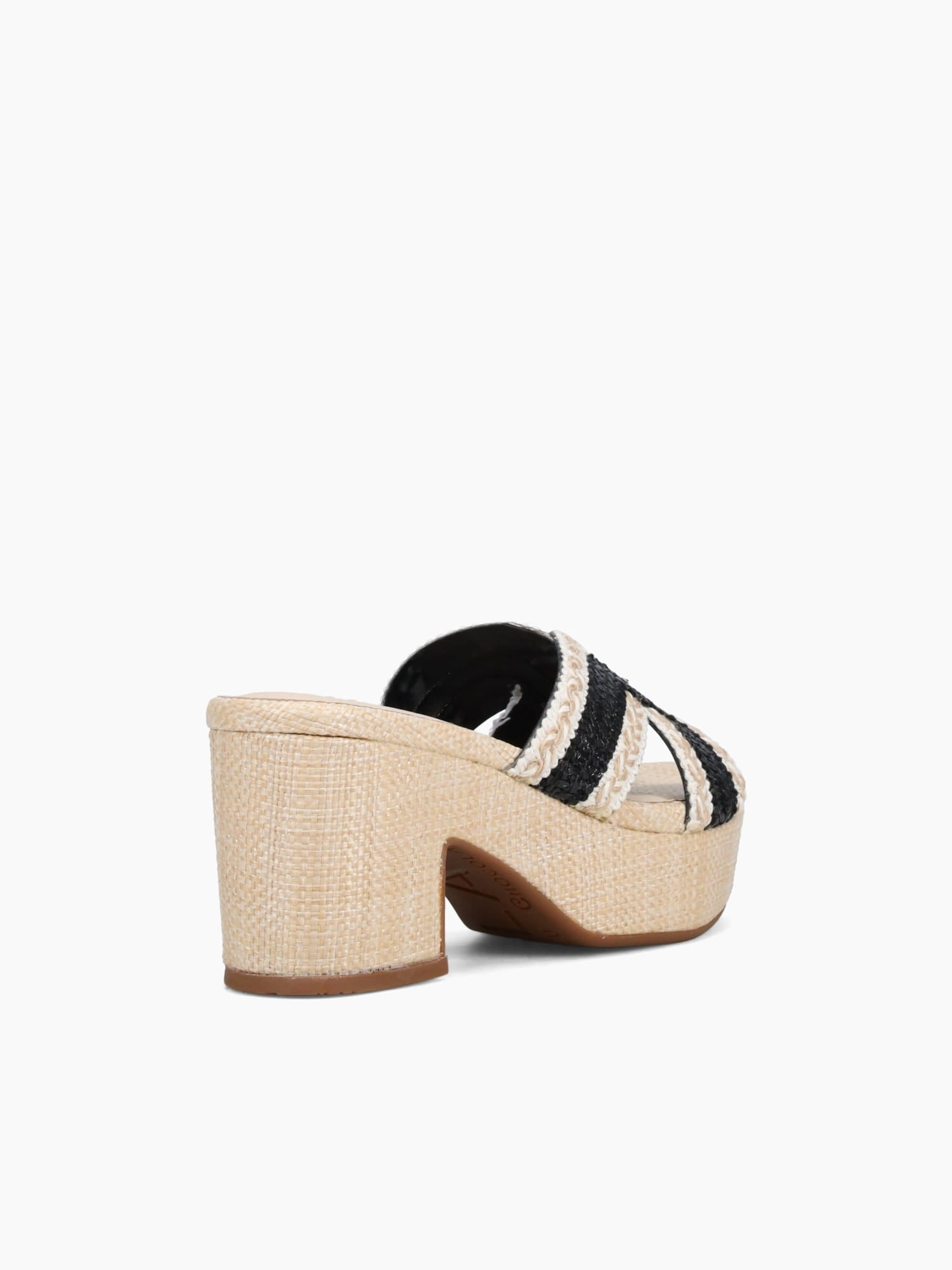 Gen Black Raffia Versatile Outdoor Style