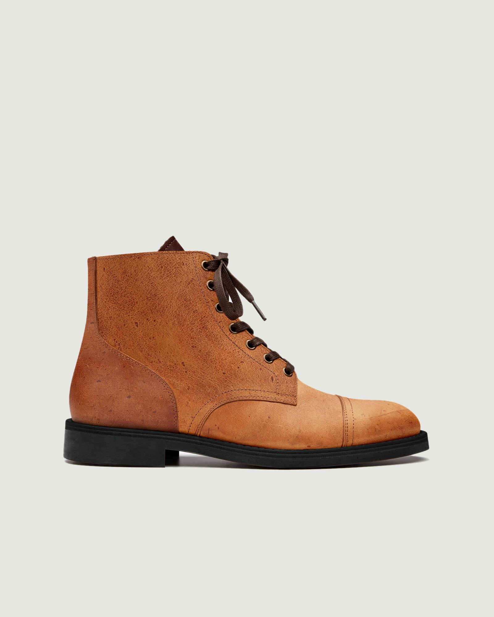 serious hikers' equipment SB 1 | French Mustard