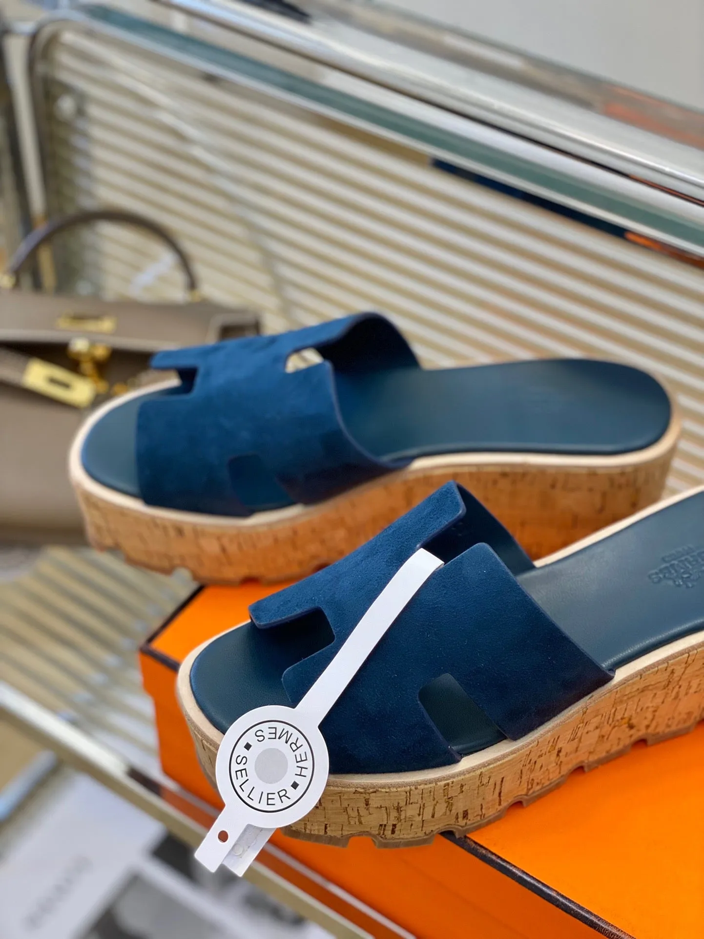 SE1141 H slippers / Size5-9