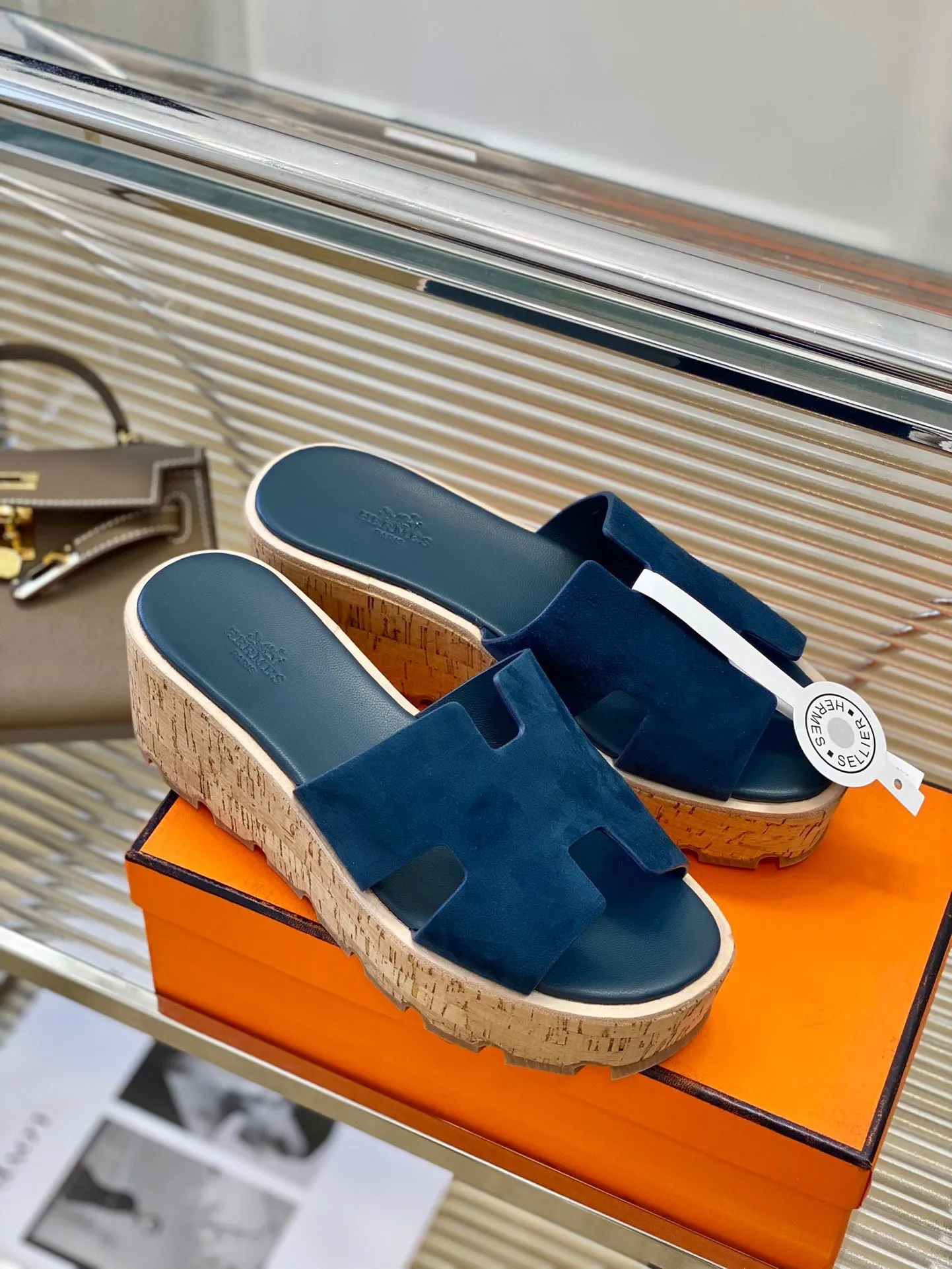 SE1141 H slippers / Size5-9