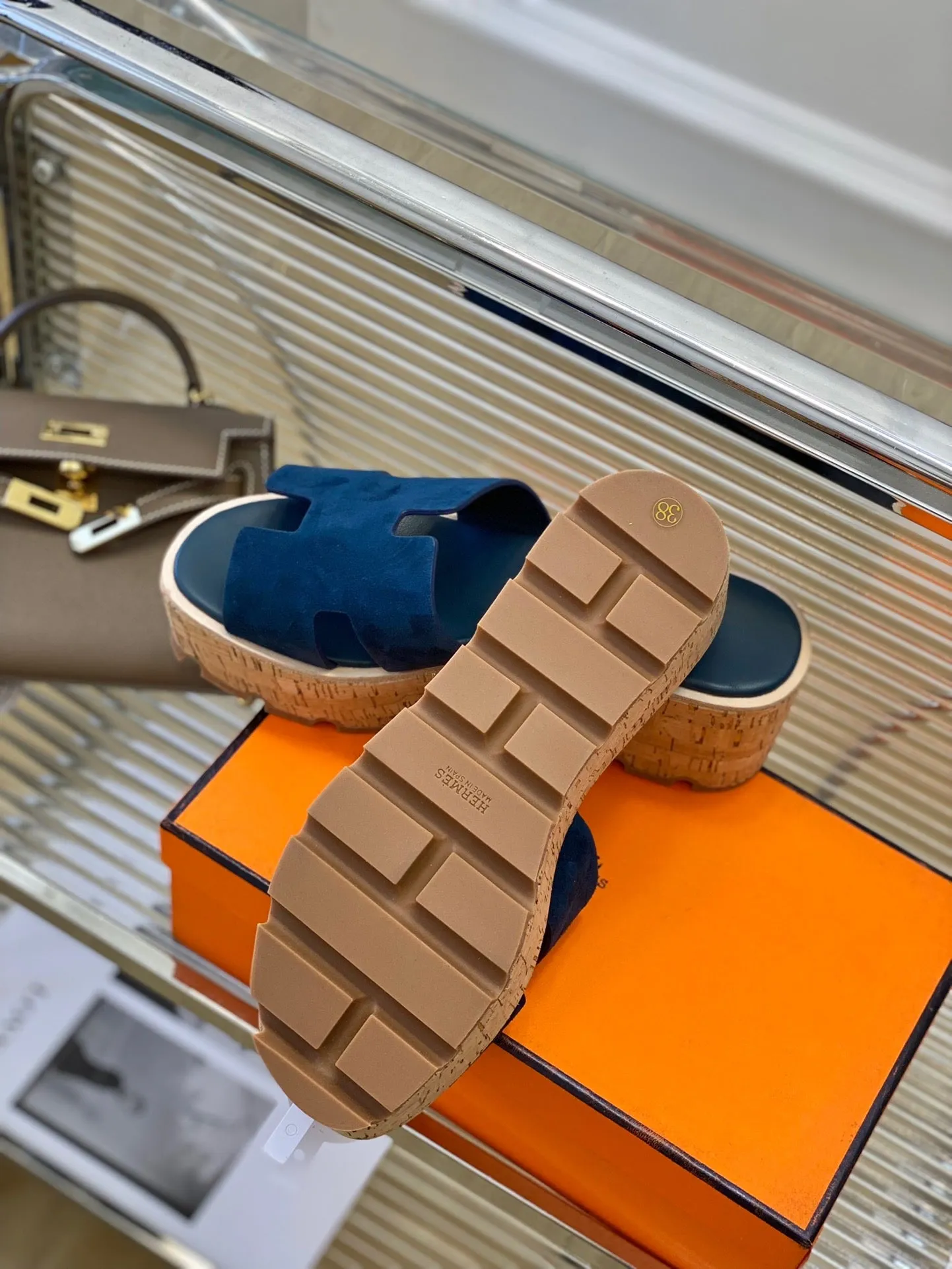 SE1141 H slippers / Size5-9