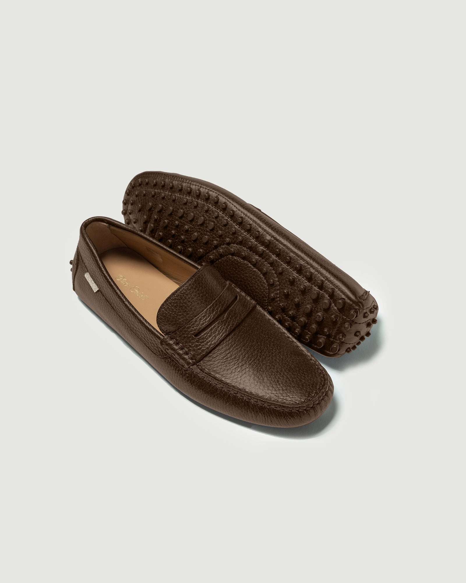 Driver | Chocolate Pebbled breathable user
