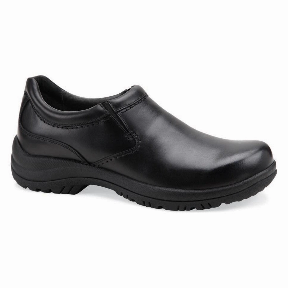 Hill Walk Ultra Light Construction Shock Dispersing Dansko Men's Wynn Slip on Slip Resistant - Black