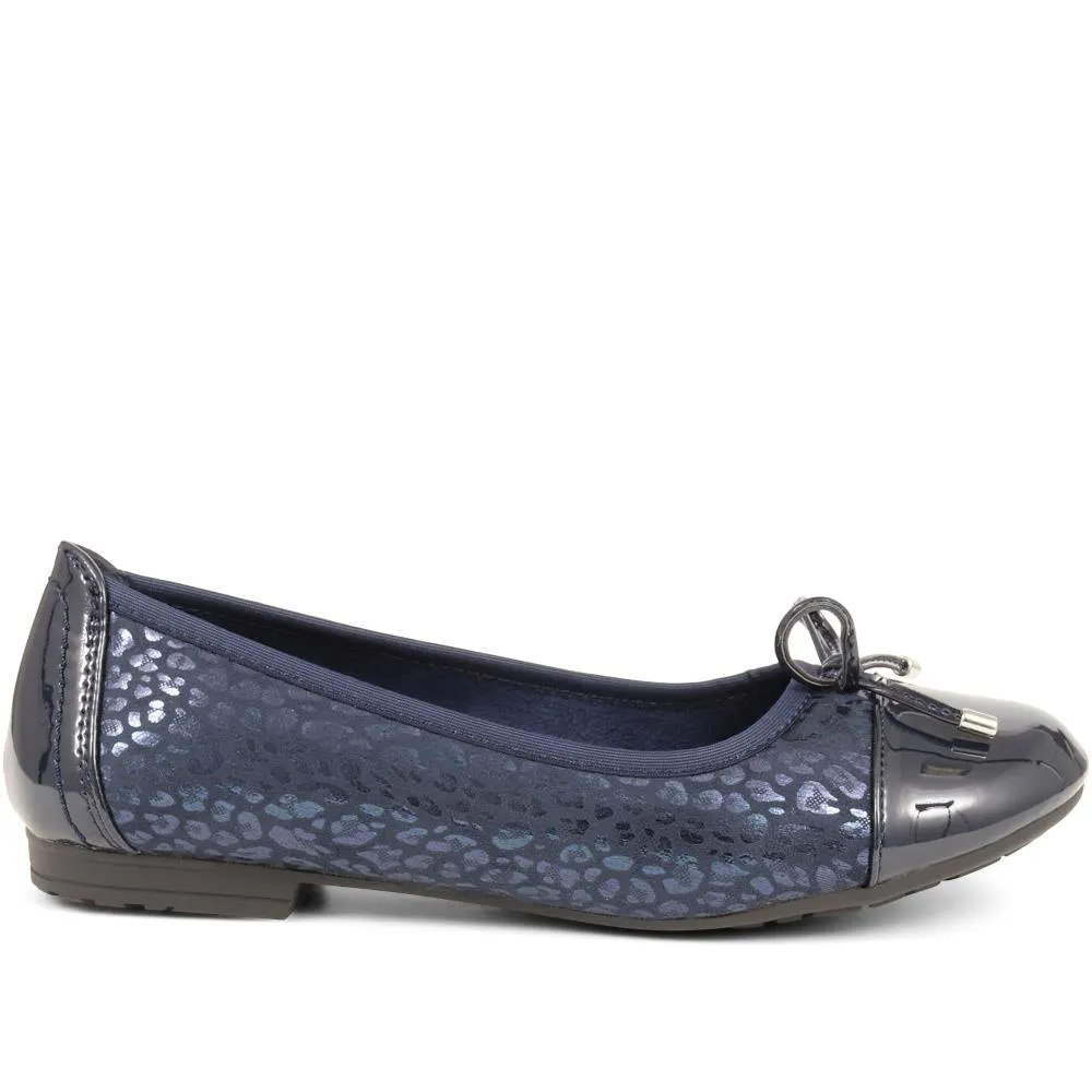 Simple Slip-On Ballet Pumps - WBINS38055 / 324 147