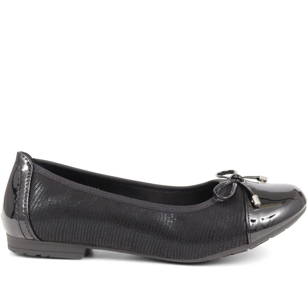 Simple Slip-On Ballet Pumps - WBINS38055 / 324 147