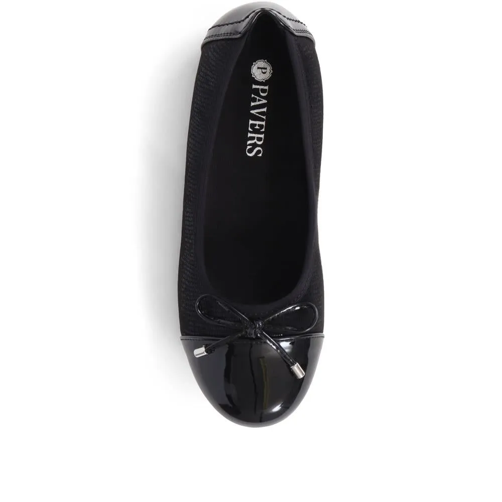 Simple Slip-On Ballet Pumps - WBINS38055 / 324 147