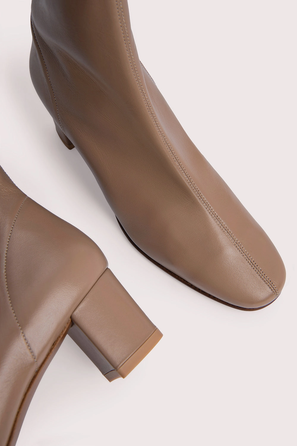 Designer comfort Sofia Nude Leather