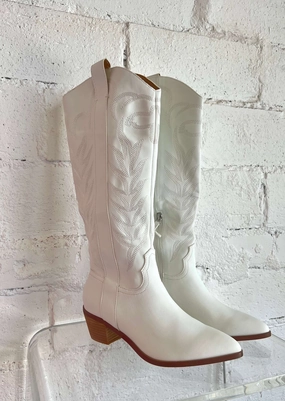 Soft Foot White Inlay Vegan Cowboy Boots White Inlay Vegan Cowboy Boots Chill Look