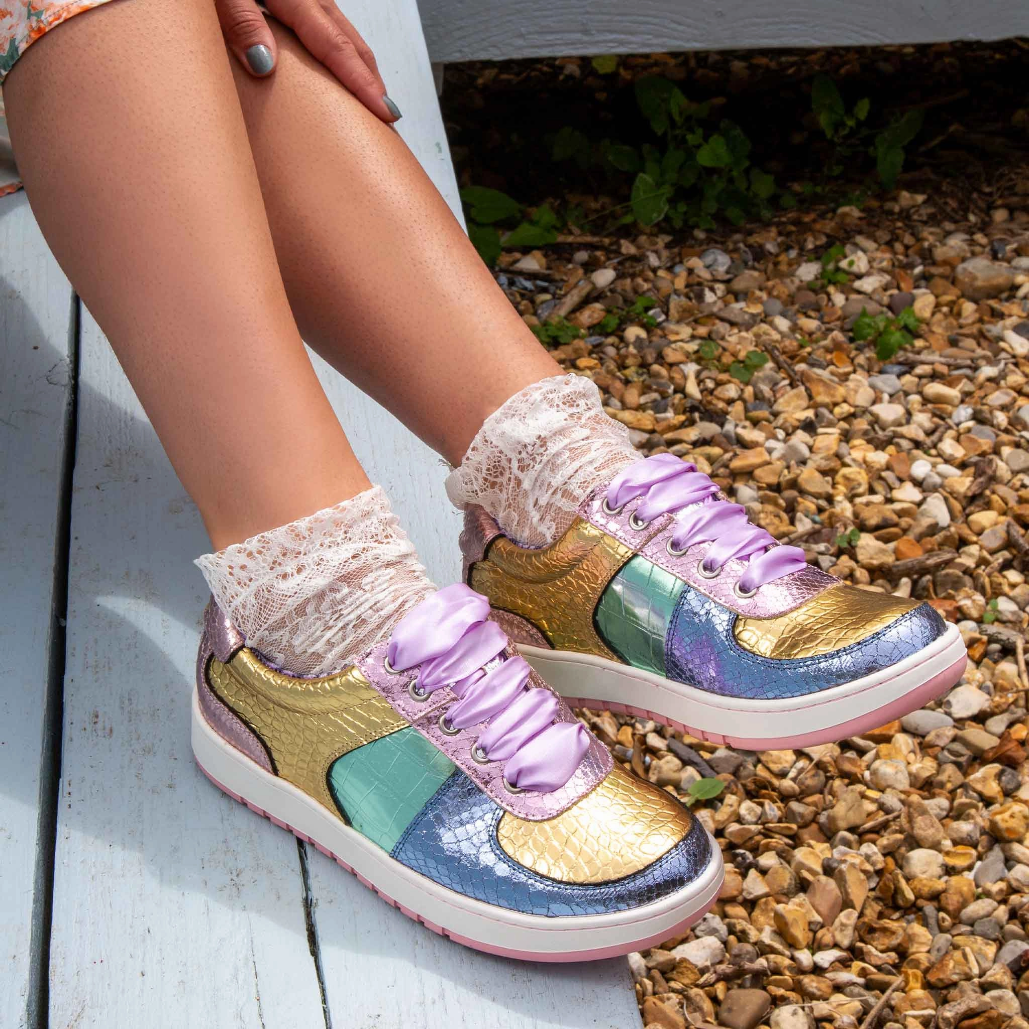 Starlight Streamer Trendy Shoes Tread Pattern