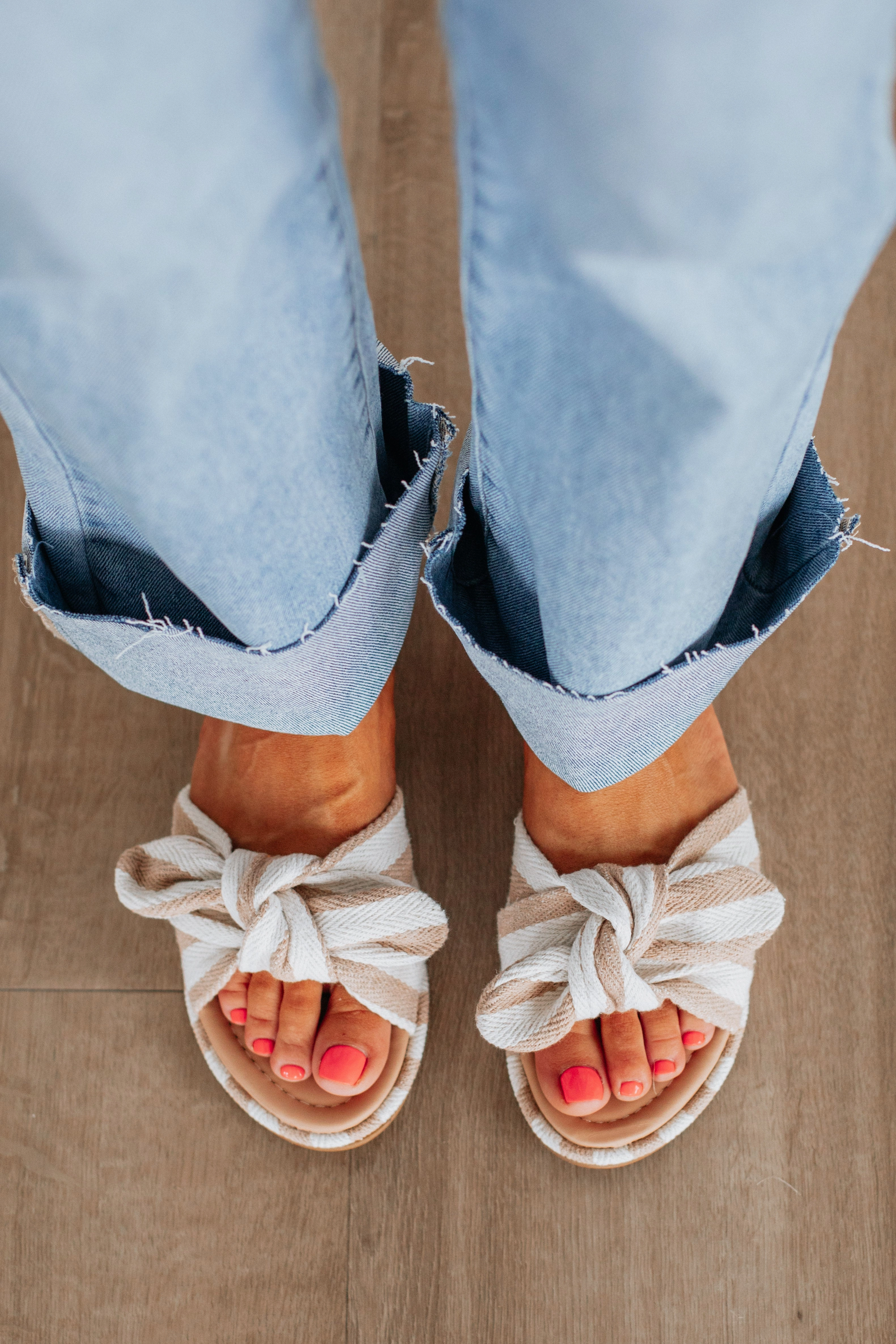 velcro Heat Mode Stepping Out Sandals