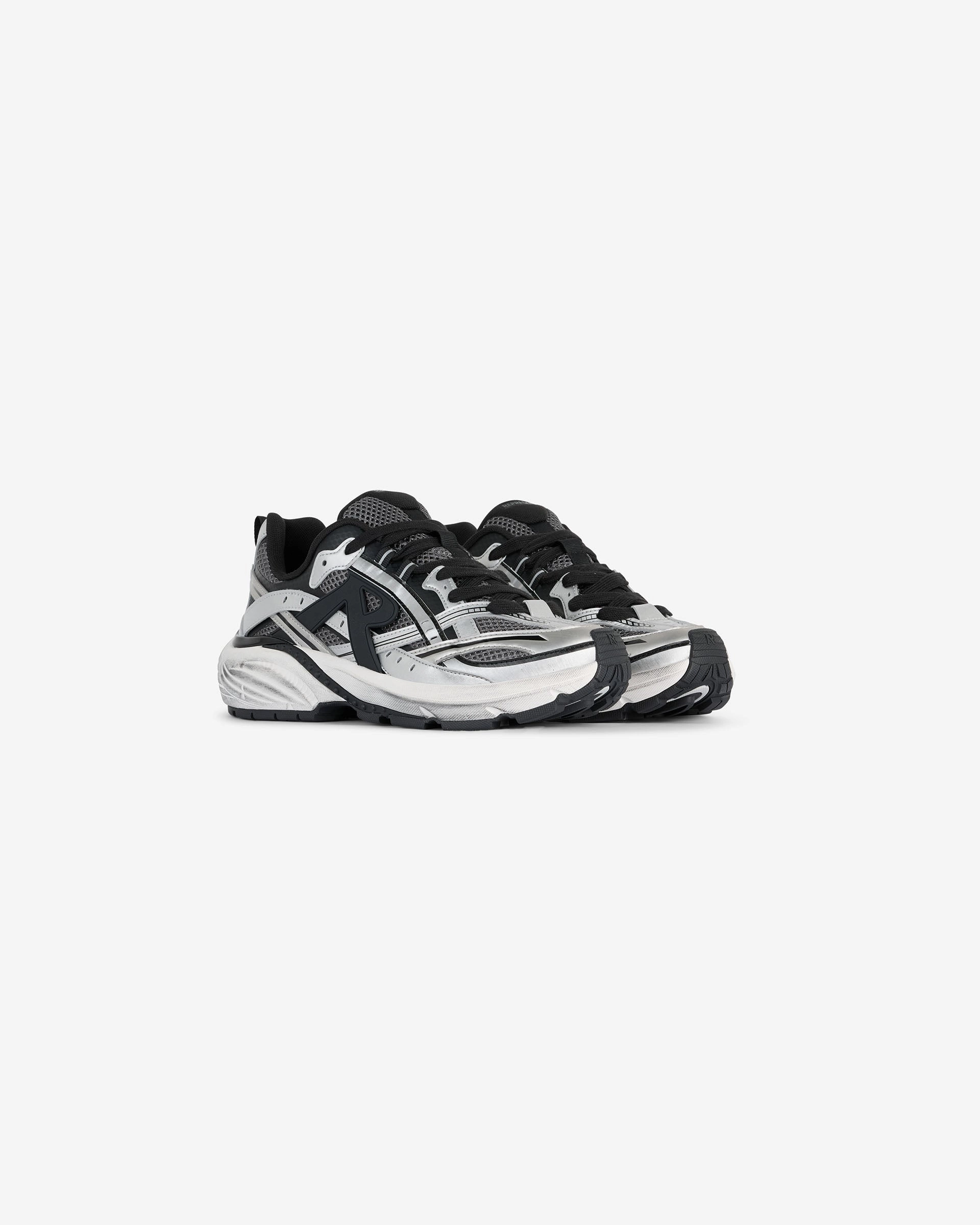 All Day Comfort Engineering Storm Runner - Silver Black