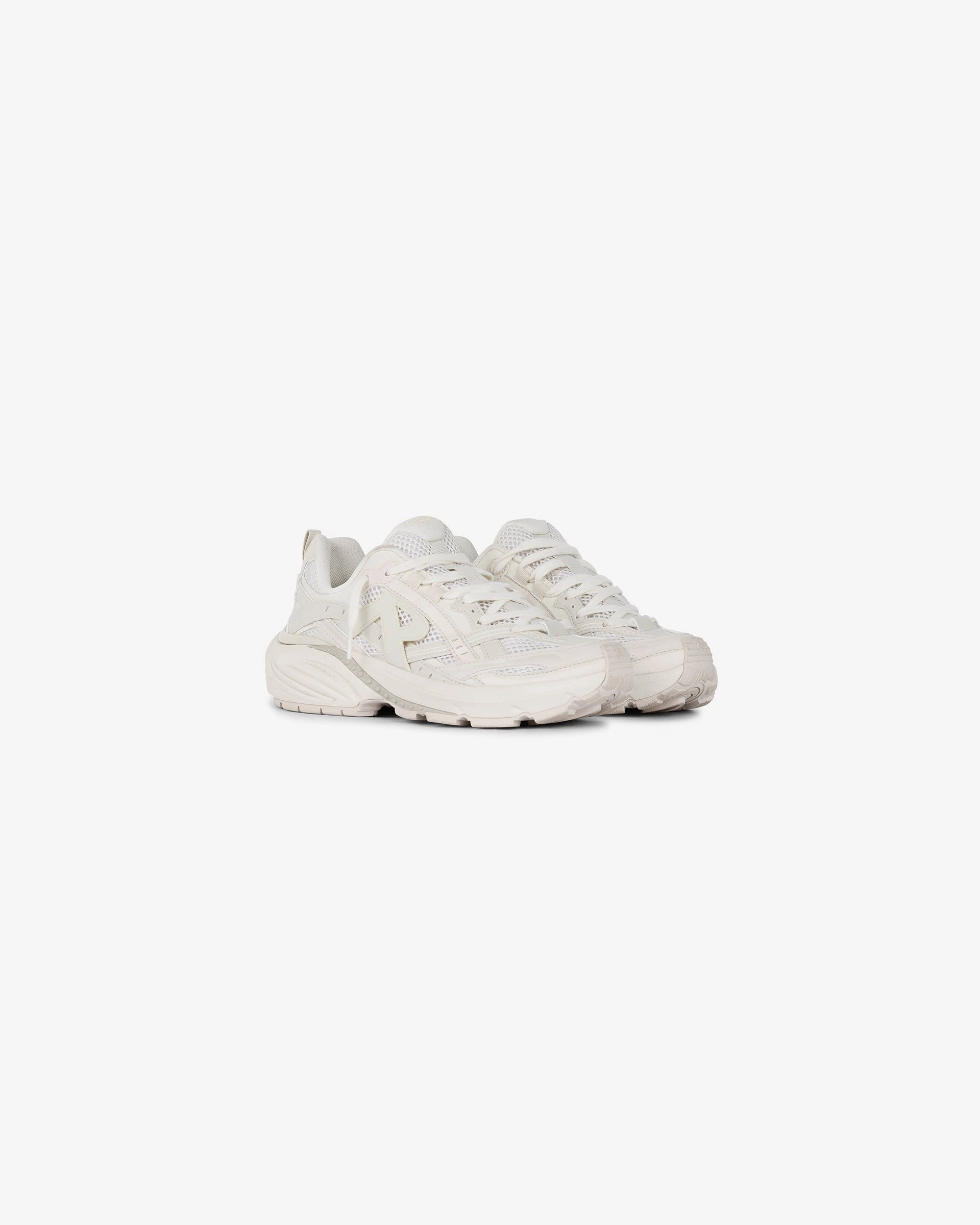 Storm Runner - Off White low - cut Odor Resistant Lining