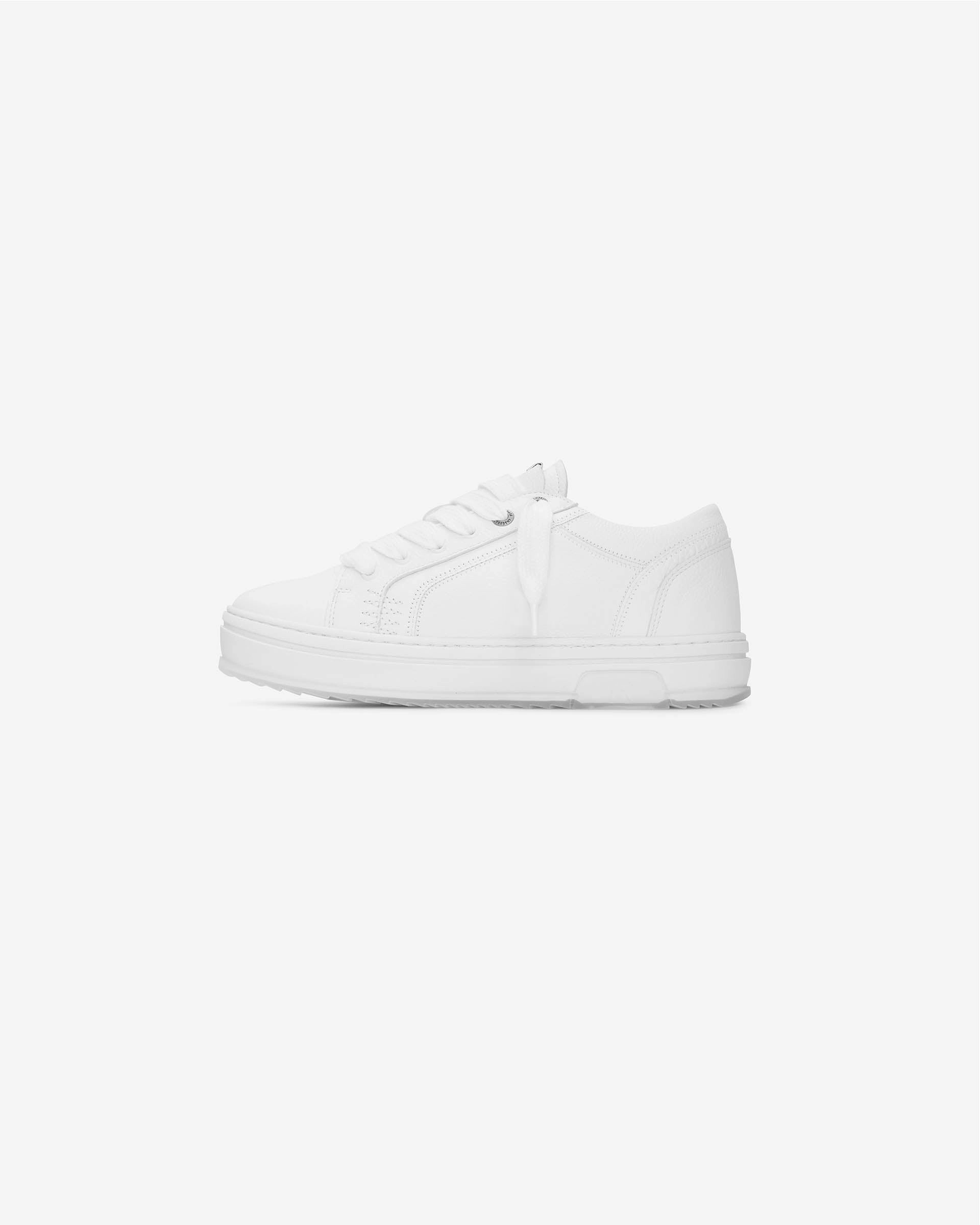 Flexible Midsole Construction Natural Motion Flex HTN Low Tumbled Leather - Flat White
