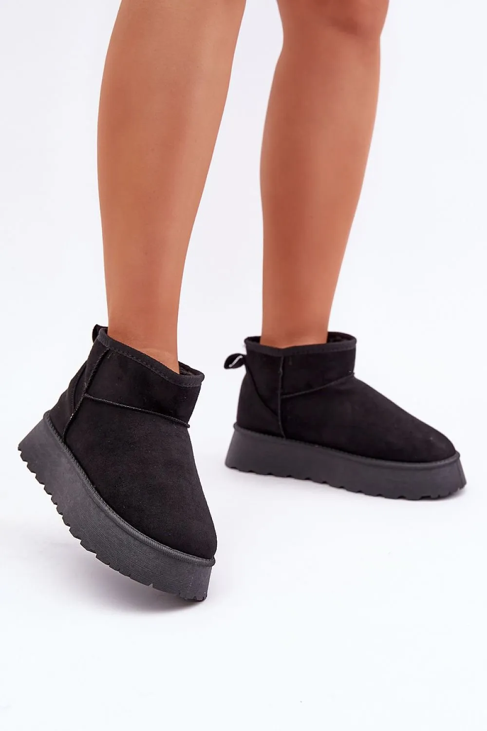 Stylish Fur-Lined Snow Boots