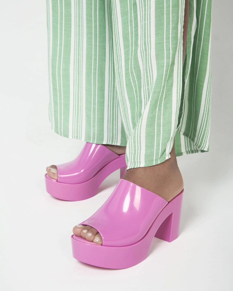 Mule - Pink Comfort Fit Design
