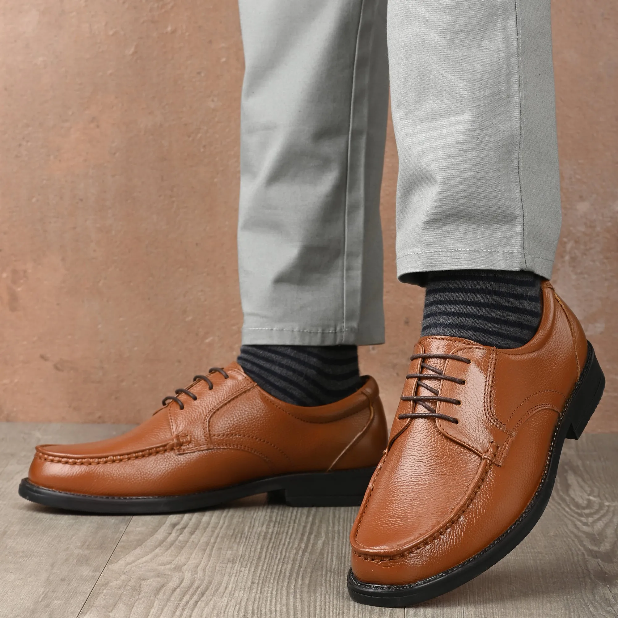 Suave Full Grain Leather Derby Trumock Lace Ups
