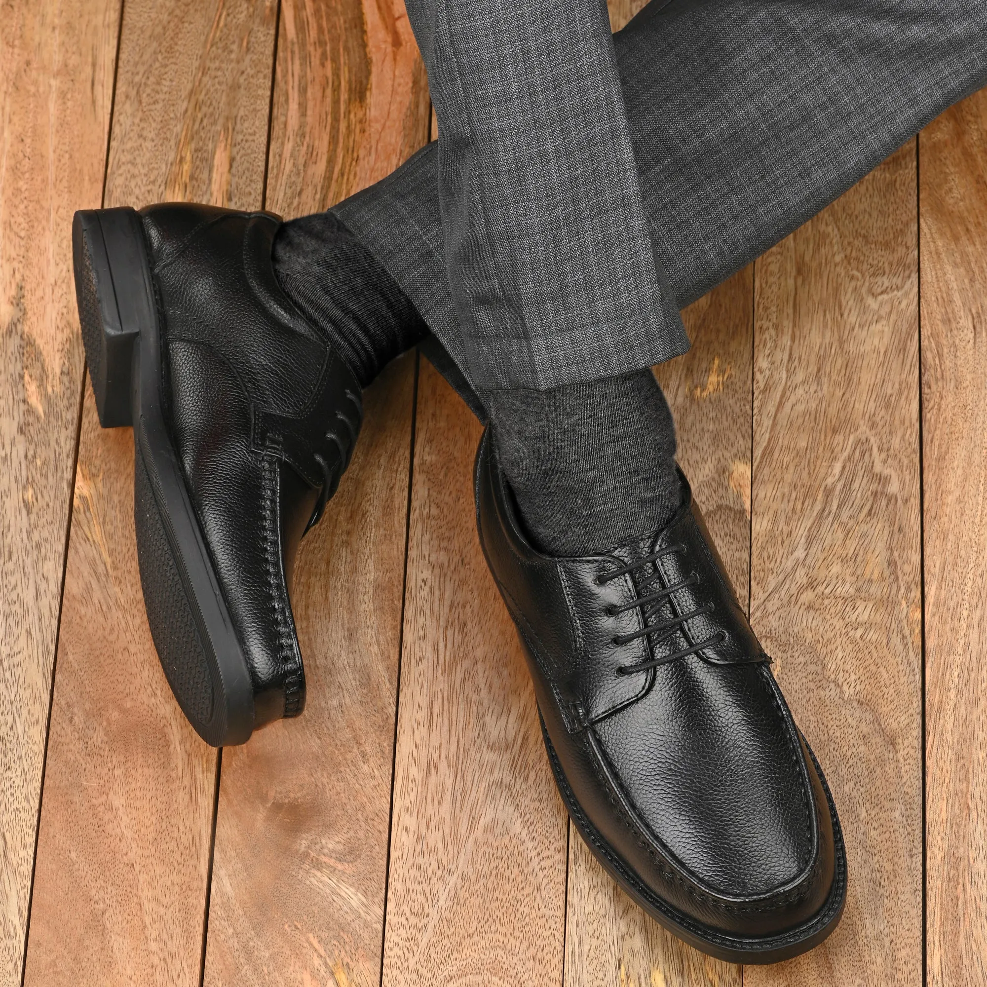 Suave Full Grain Leather Derby Trumock Lace Ups