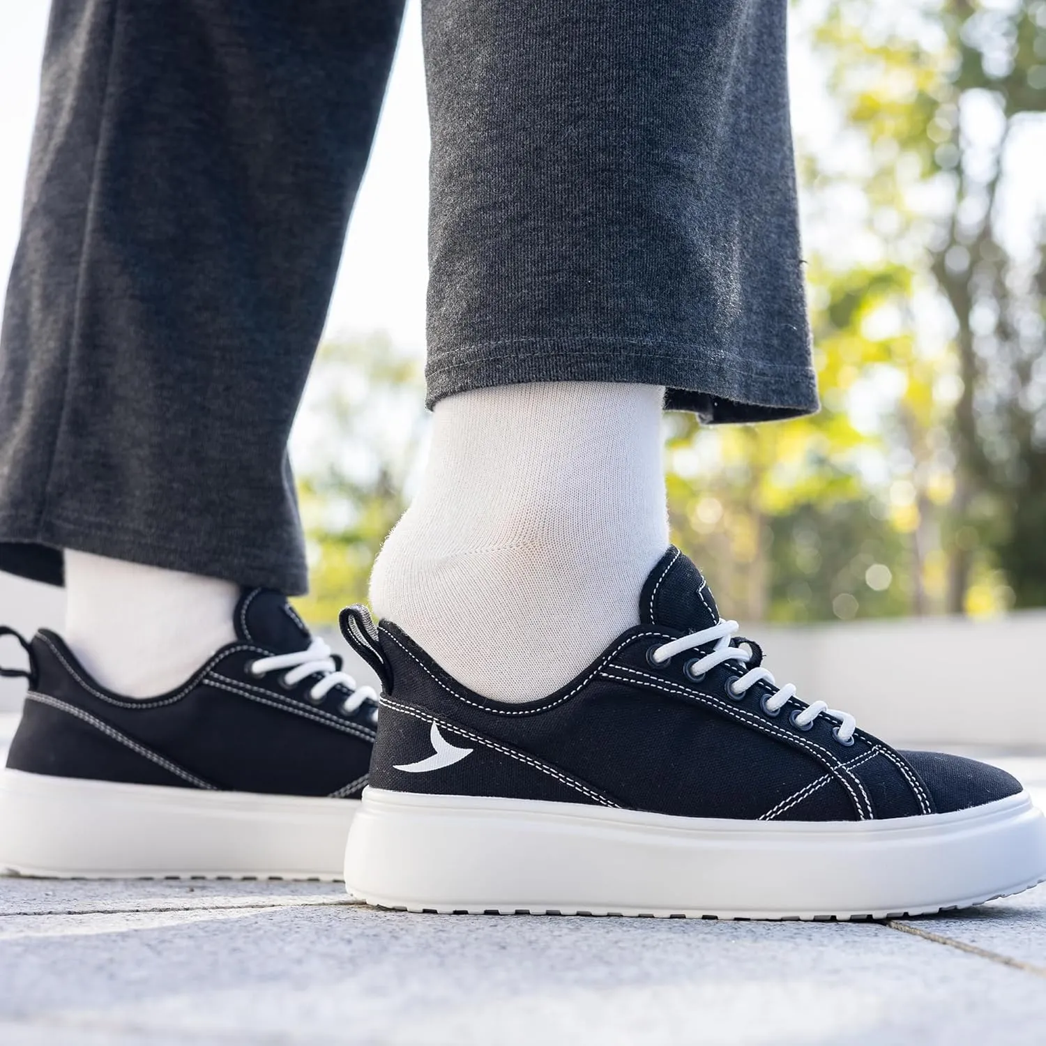 SURRAY Women's Wide Toe Box Canvas Sneakers Comfortable Slip On Walking Shoes for Women Casual Platform Fashion Sneaker US 6-11