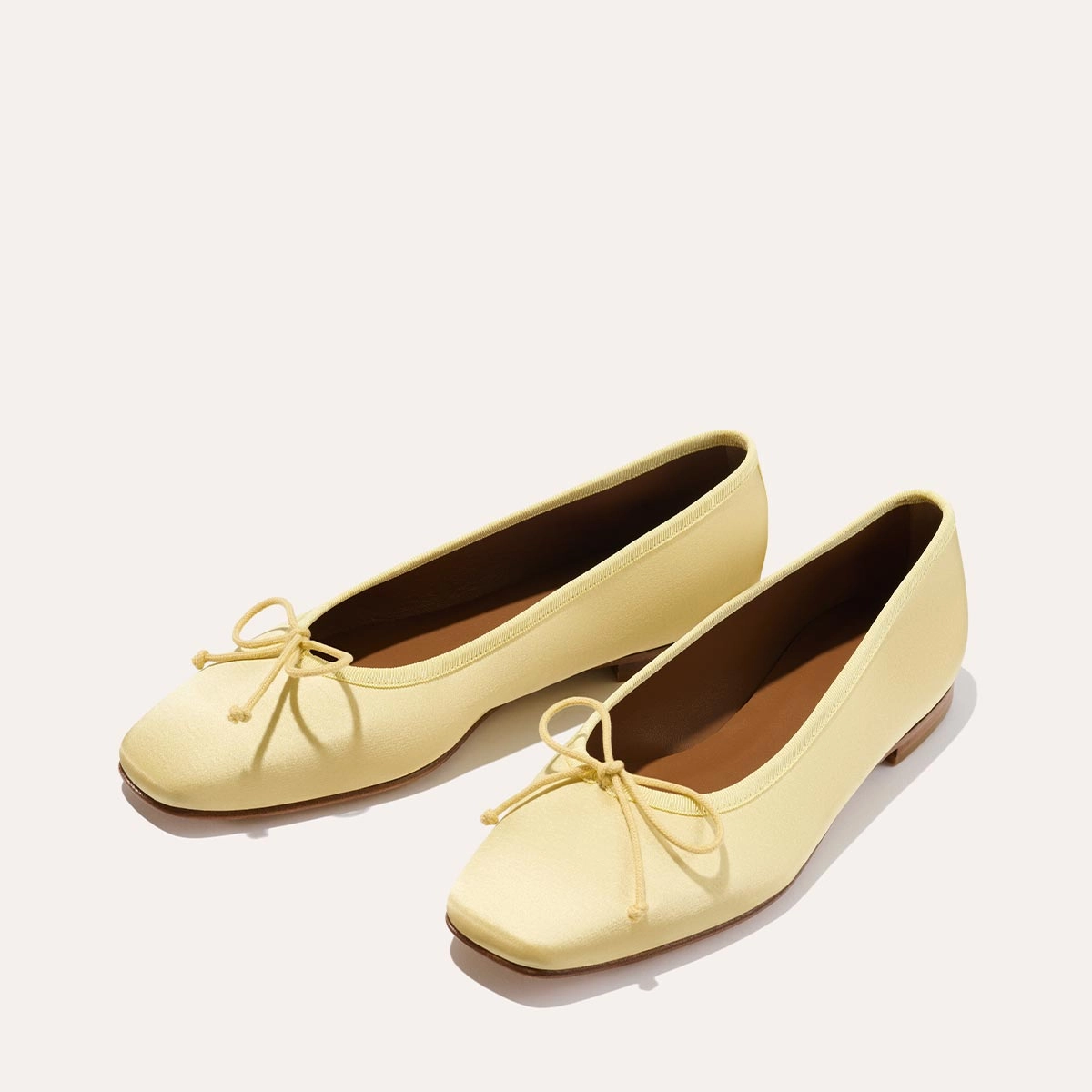 Breathable Step Urban Play The Fonteyn - Butter Satin