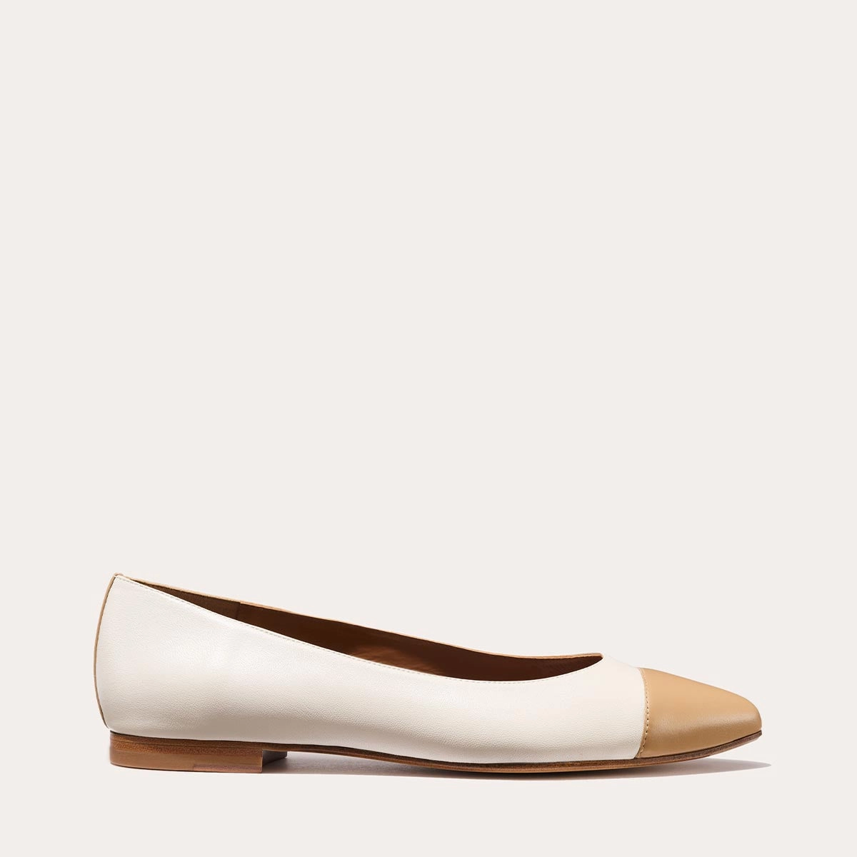 Flexible Comfort The Pointe - Ivory and Toffee Nappa