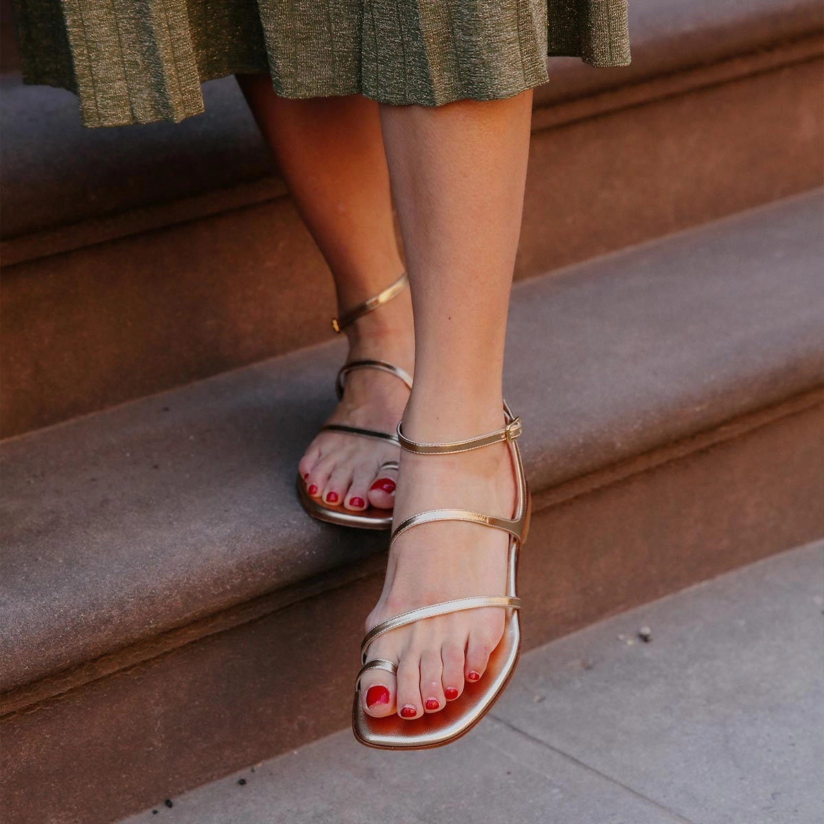 Clean Fit Compression Molded Midsole The Positano Sandal - Gold Nappa
