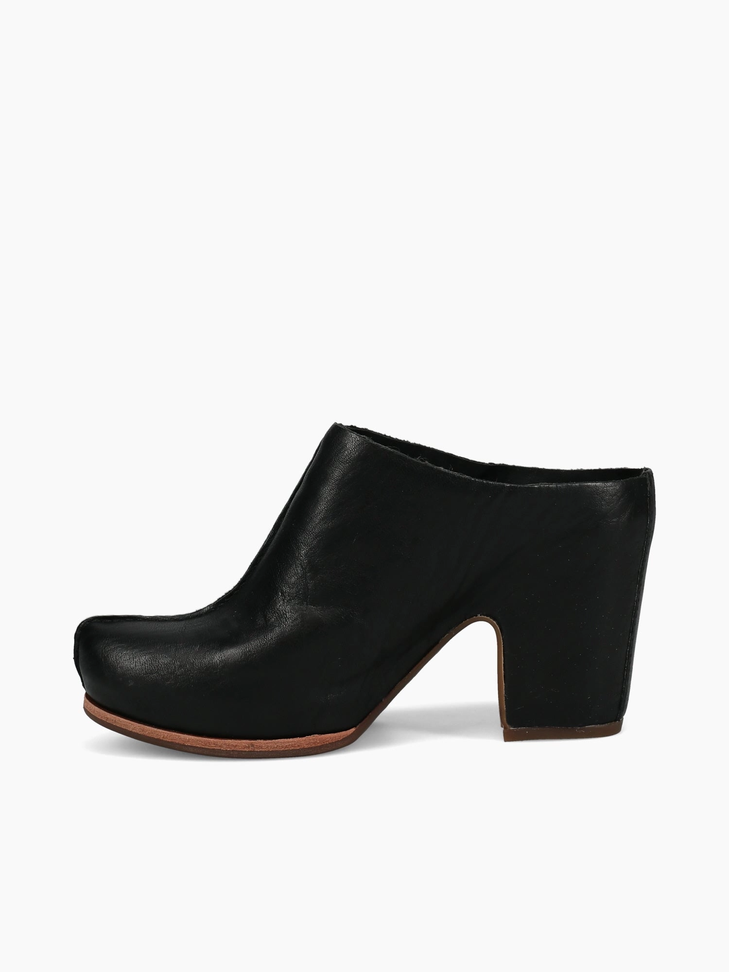 Sagano Black Full Grain Leather Reinforced toe cap Easy Walk