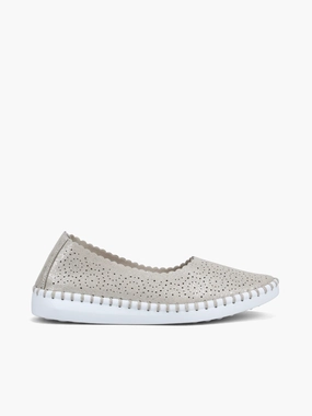 Travel Glide Step-On Layer Billy Jean Silver Microfiber Billy Jean Silver Microfiber Feet Support