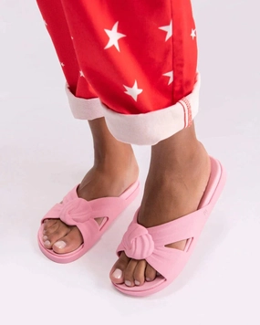 Ultimate support Plush Slide - Pink Red Bold Plush Slide - Pink