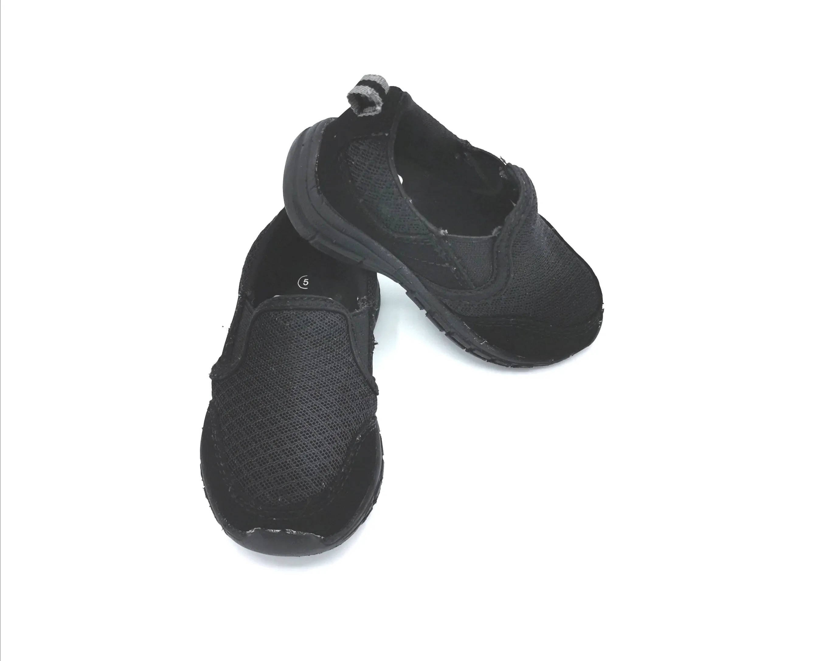 UNISEX SIZE 5 TODDLER - Black Running Shoes EUC B2