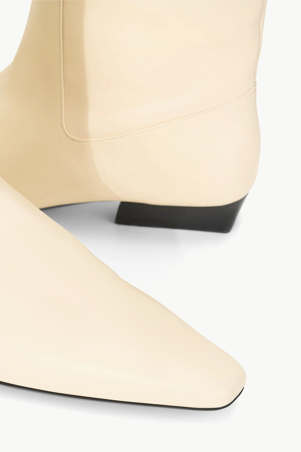 WALLY FLAT BOOT | CREAM Eco Friendly Construction