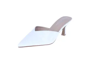 WOMAN'S HEELS WHITE PAT EQUAL-89