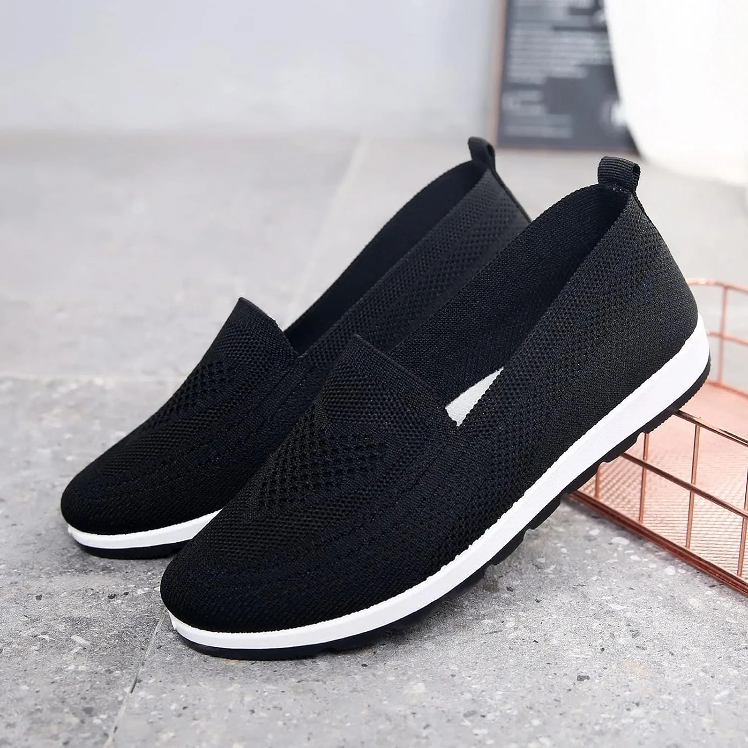 Women Breathable Mesh Slip On Shoes Casual Comfortable Walking Sneakers Lightweight Flats Non Slip Loafers