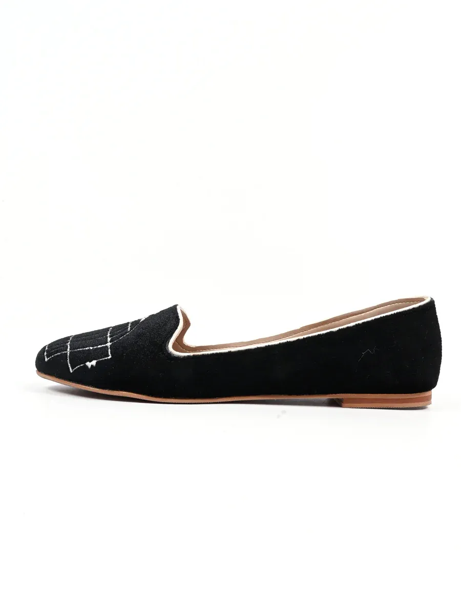 Women Embroidery Pumps