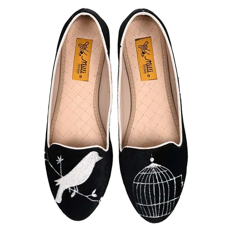 Women Embroidery Pumps