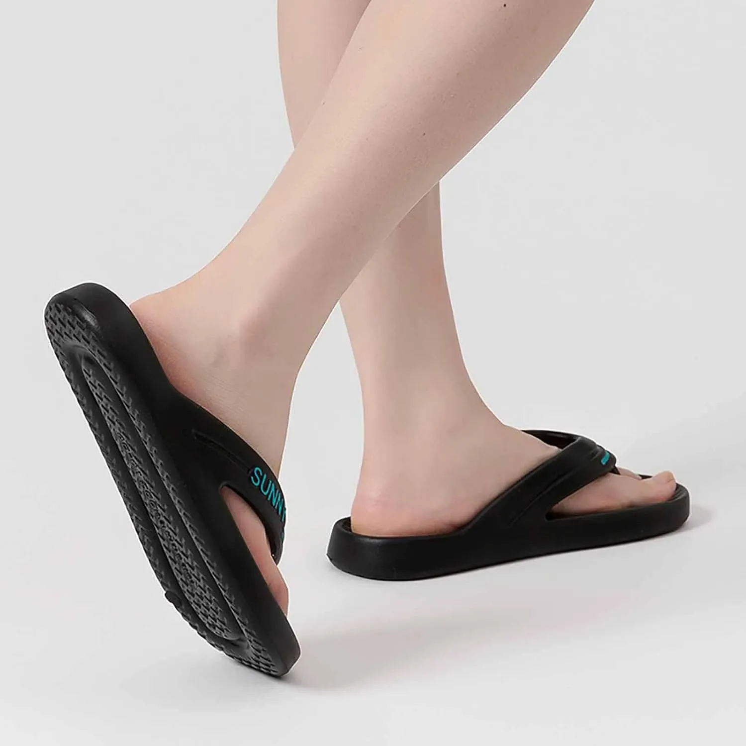 Women Pillow Slippers for Women and Men Shower Slides Non Slip Quick Drying Bathroom Sandals Flip Slipper Flip Flops