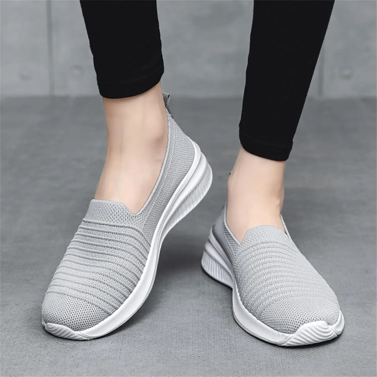 Women's Orthopedic Walking Shoes Slip On Breathable Sneakers Breathable Soft Sole Shoes 2024 New Mesh Sneakers