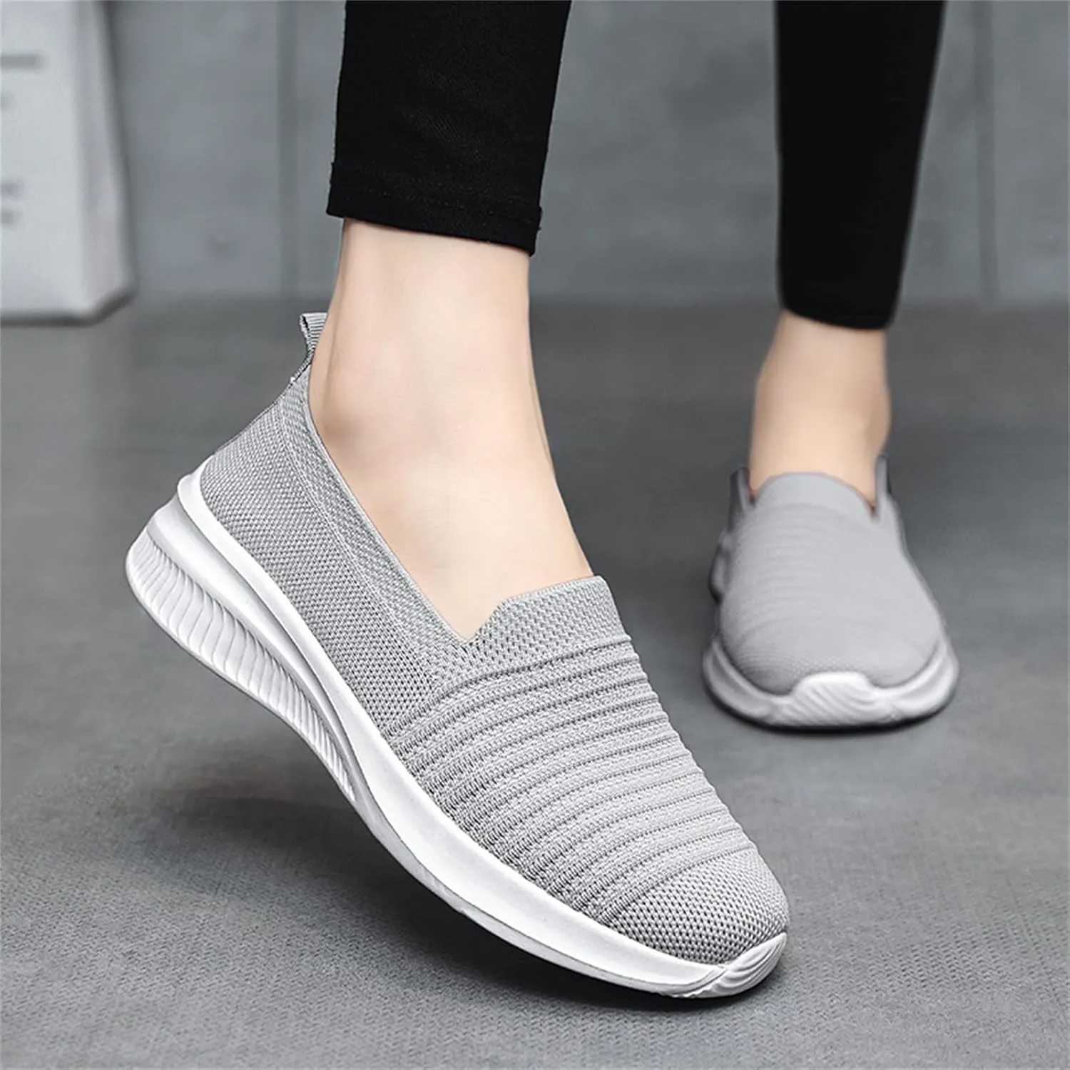 Women's Orthopedic Walking Shoes Slip On Breathable Sneakers Breathable Soft Sole Shoes 2024 New Mesh Sneakers