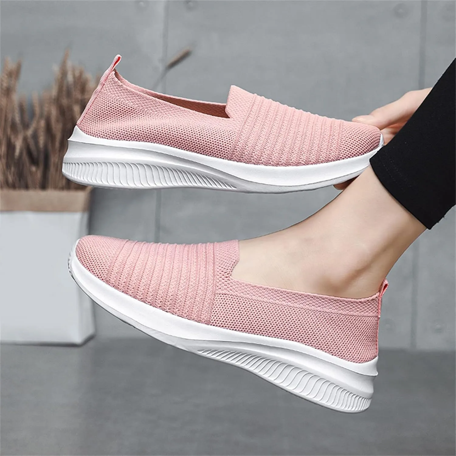 Women's Orthopedic Walking Shoes Slip On Breathable Sneakers Breathable Soft Sole Shoes 2024 New Mesh Sneakers