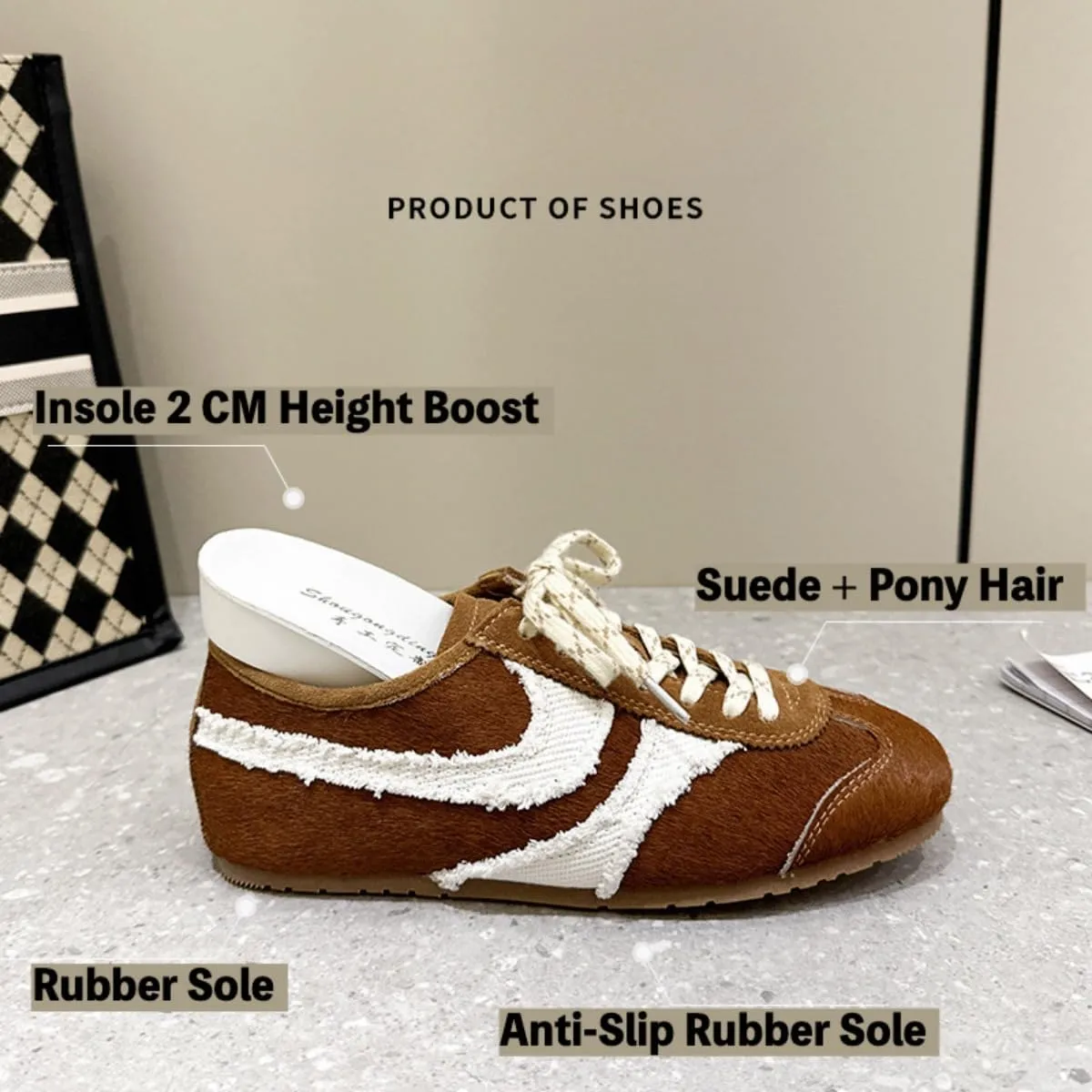 Women's Retro Cowhide Sneakers  Chunky Lace-Up Casual Shoes with Anti-Wear Sole, Vintage Round Toe Walking Trainers, Animal Print Pony Hair Mixed Material Design