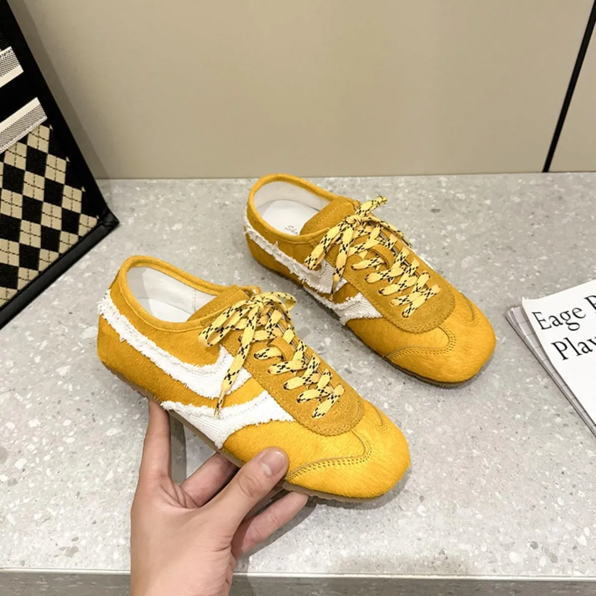 Women's Retro Cowhide Sneakers  Chunky Lace-Up Casual Shoes with Anti-Wear Sole, Vintage Round Toe Walking Trainers, Animal Print Pony Hair Mixed Material Design