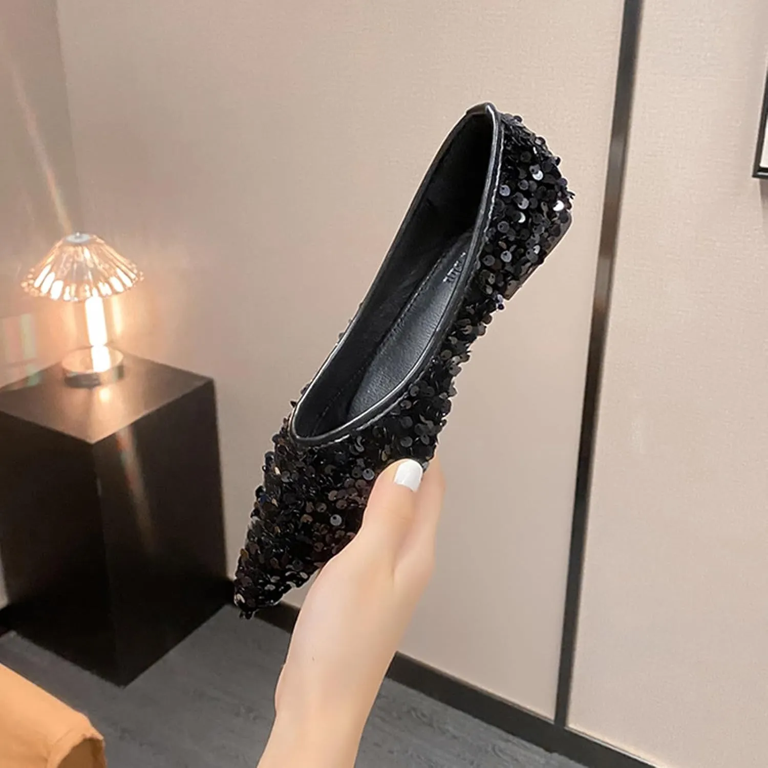Women's Sequin Pointed Toe Flats Fashionable Glitter Sequins Ballet Flats Formal Shoes Comfortable Slip-On Non-Slip Low Heel Sparkly Wedding Bridal Dress Shoe