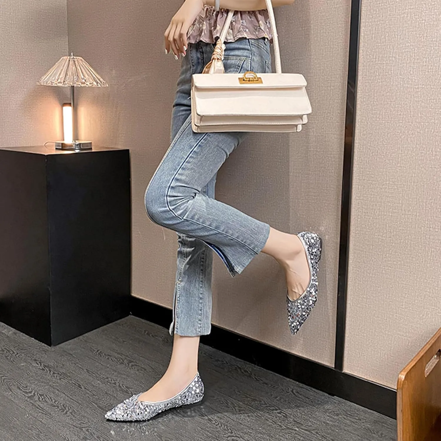Women's Sequin Pointed Toe Flats Fashionable Glitter Sequins Ballet Flats Formal Shoes Comfortable Slip-On Non-Slip Low Heel Sparkly Wedding Bridal Dress Shoe