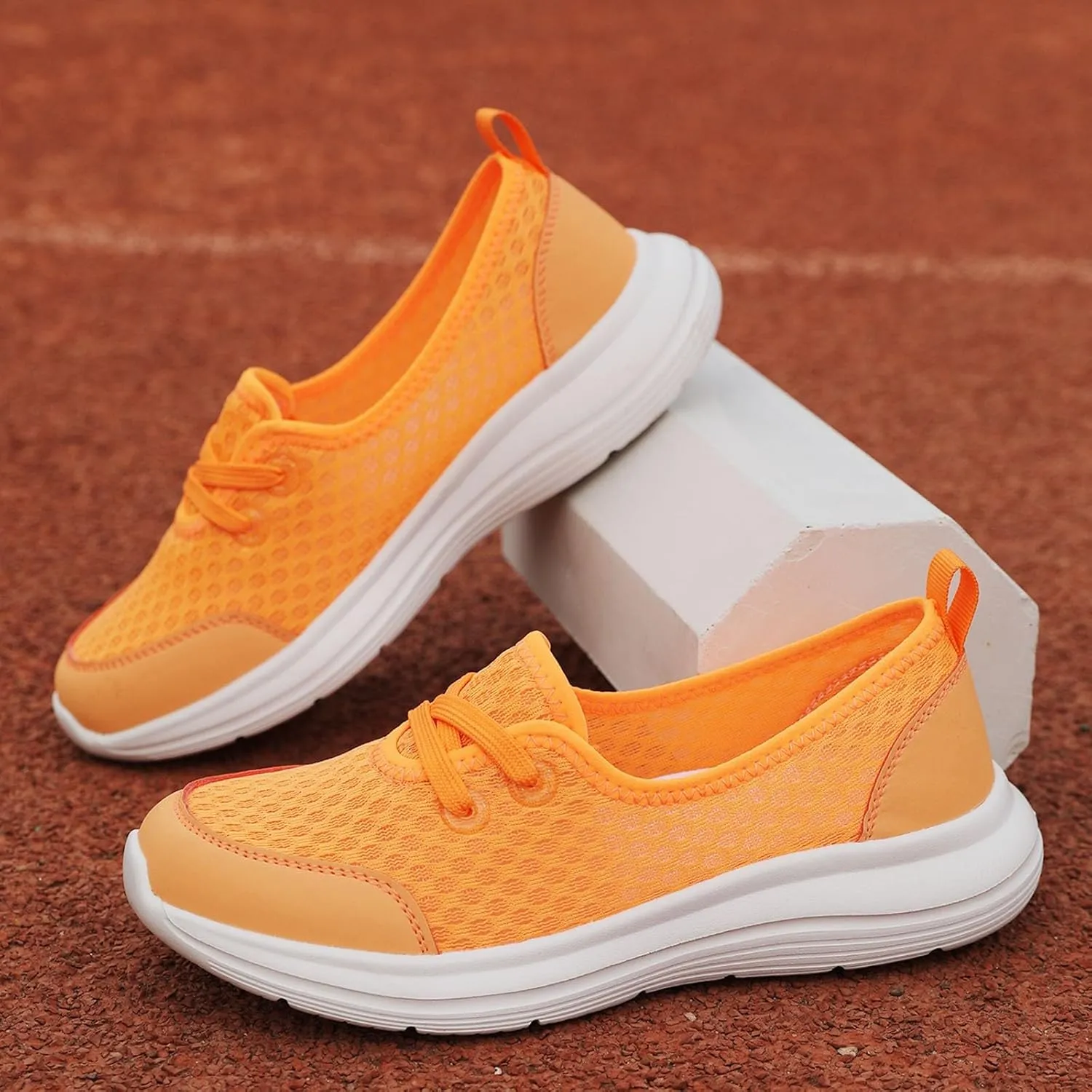 Women's Slip on Walking Shoes Lightweight Tennis Sneakers Breathable Comfortable Fashion Workout Sneakers