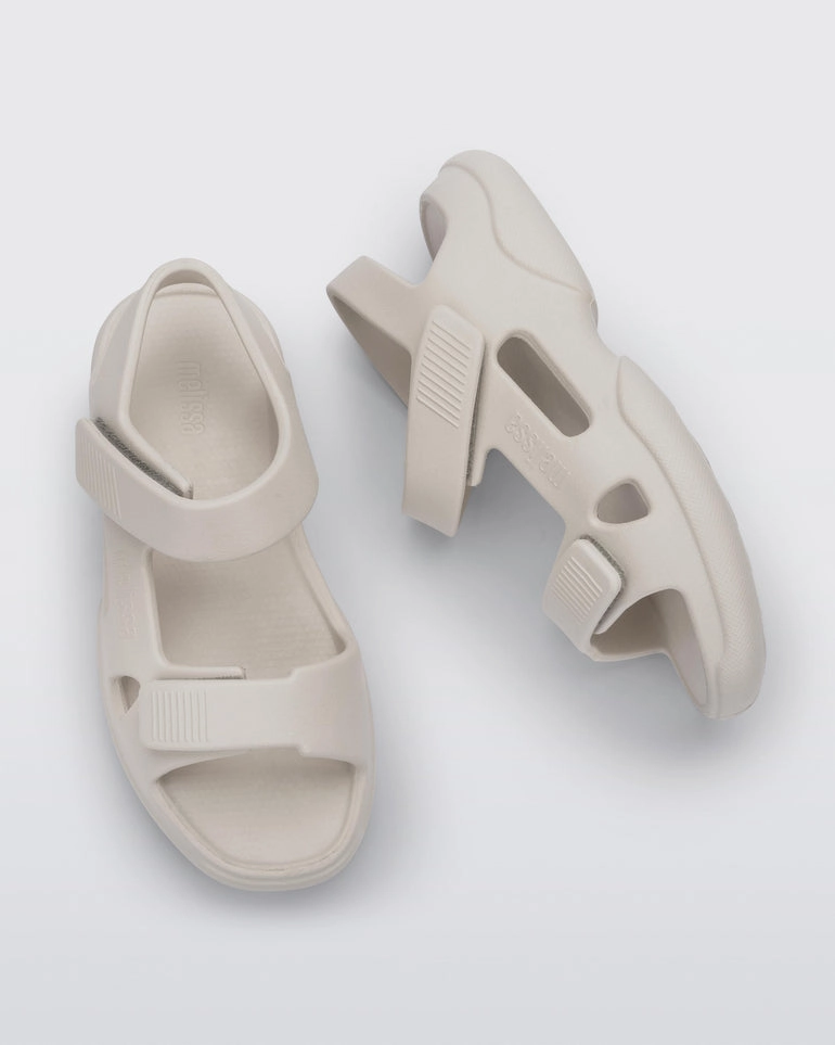 Free Papete - Beige Multidirectional Flex Channels Toddler